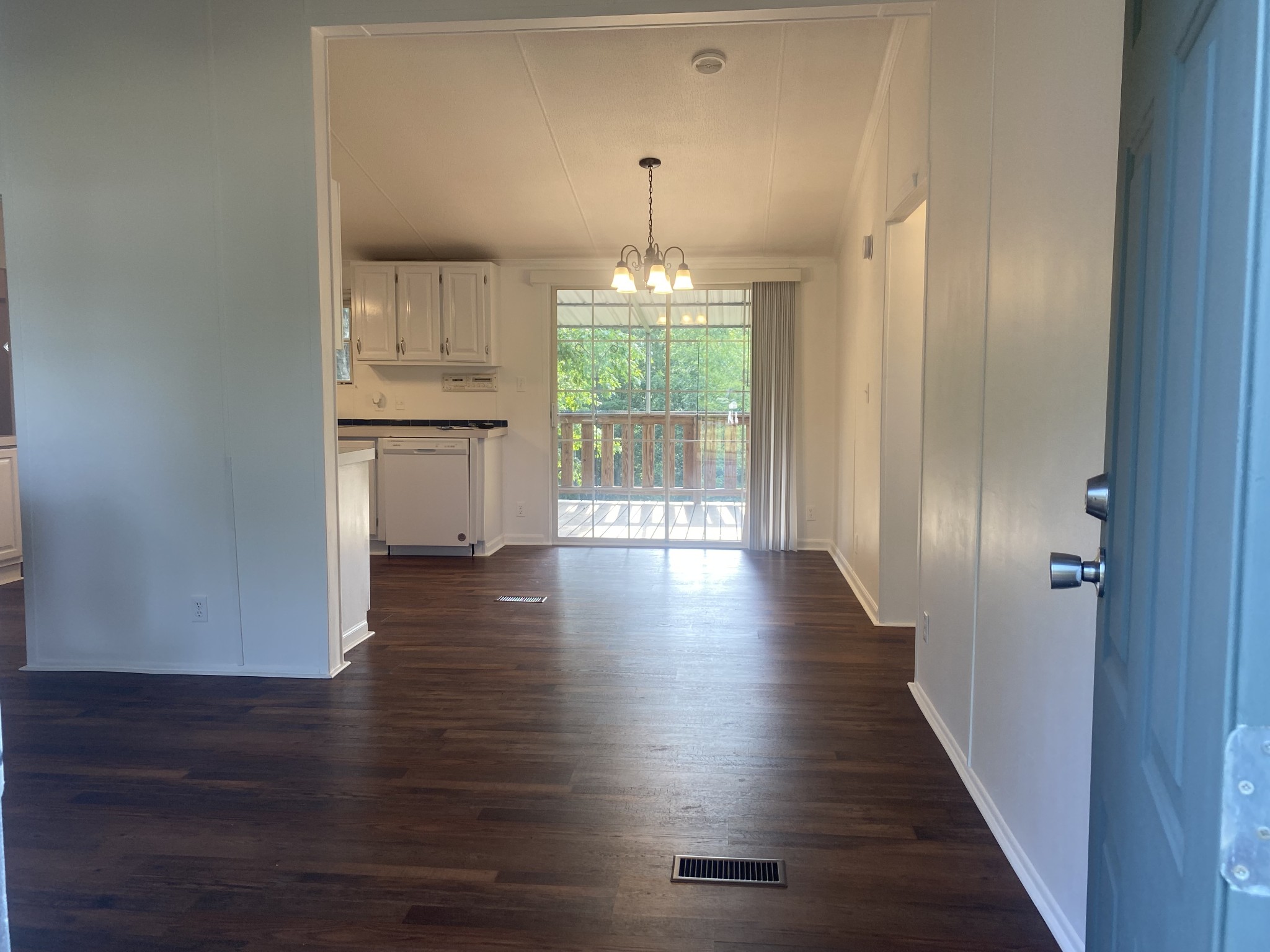 134 Baker Ridge Road Waverly, TN 37185 - Photo 6 of 44 Gallery Image 6