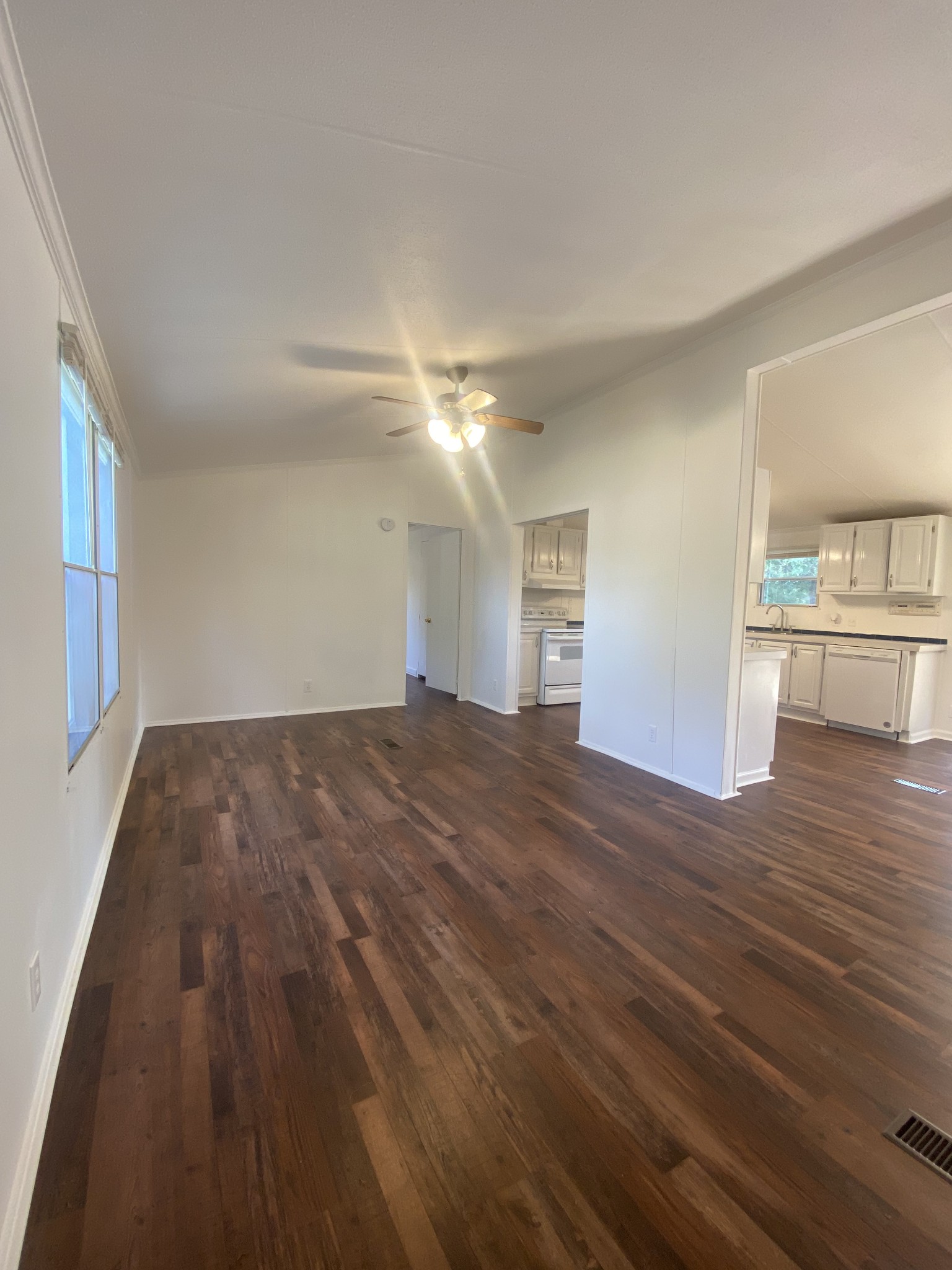 134 Baker Ridge Road Waverly, TN 37185 - Photo 8 of 44 Gallery Image 8