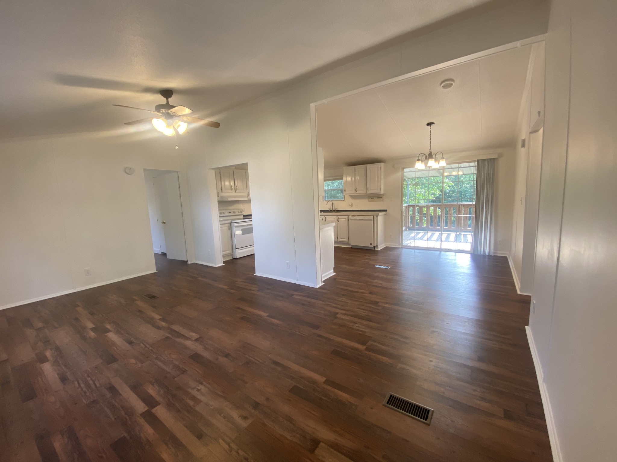 134 Baker Ridge Road Waverly, TN 37185 - Photo 10 of 44 Gallery Image 10