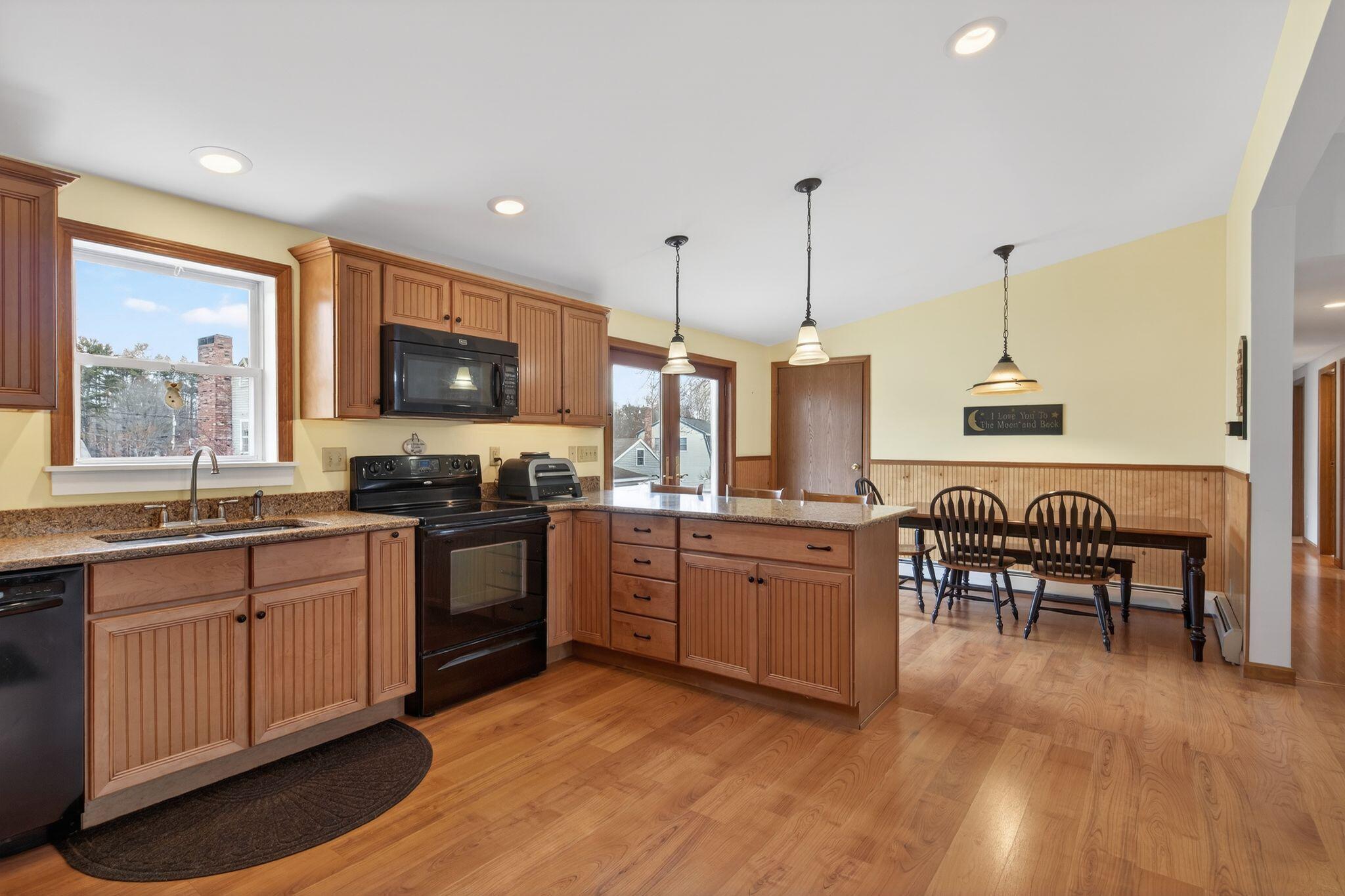 6 Priscilla Avenue Biddeford, ME 04005 - Photo 6 of 35 6_Priscilla_Ave_032