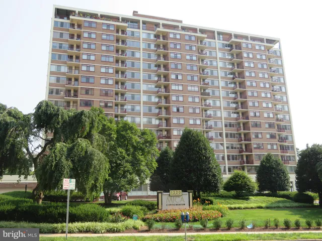 $2,300 | 1220 Blair Mill Road, Unit 809, Silver Spring, MD 20910