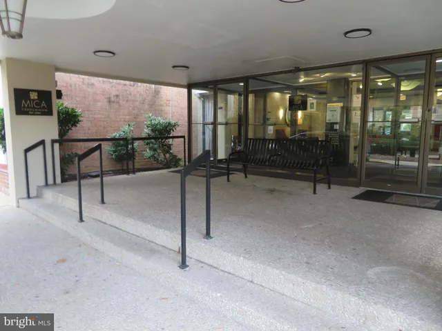 $2,300 | 1220 Blair Mill Road, Unit 809, Silver Spring, MD 20910