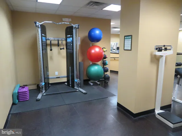 $2,300 | 1220 Blair Mill Road, Unit 809, Silver Spring, MD 20910