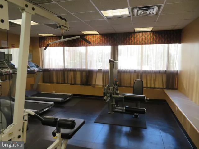 $2,300 | 1220 Blair Mill Road, Unit 809, Silver Spring, MD 20910