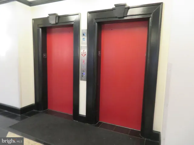 $2,300 | 1220 Blair Mill Road, Unit 809, Silver Spring, MD 20910