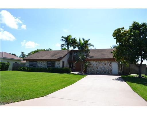 438 Northwest 13th Street Boca Raton, FL 33432 - Photo 1 of 16 Primary Photo