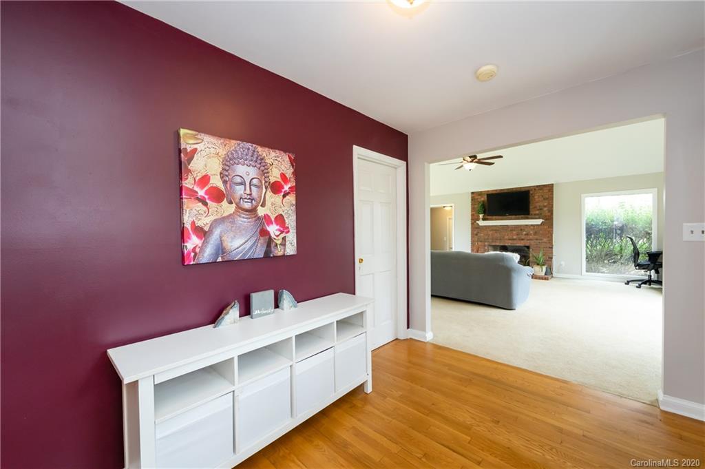 9421 Hood Road Charlotte, NC 28215 - Photo 17 of 44 Gallery Image 17