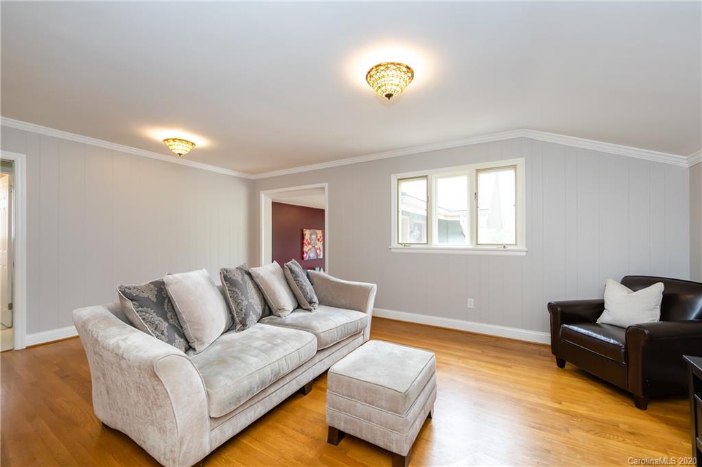 9421 Hood Road Charlotte, NC 28215 - Photo 20 of 44 Gallery Image 20