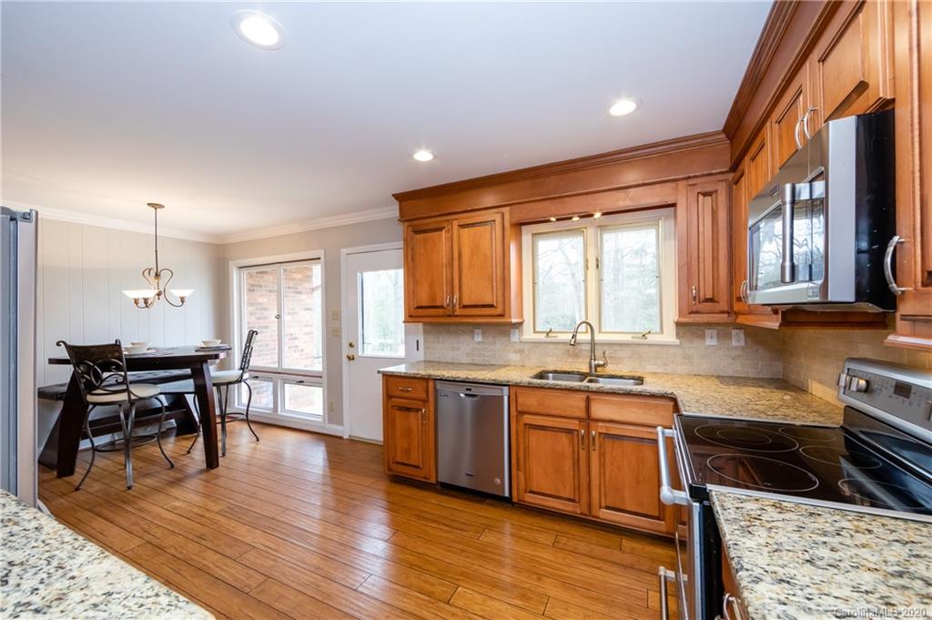 9421 Hood Road Charlotte, NC 28215 - Photo 22 of 44 Gallery Image 22