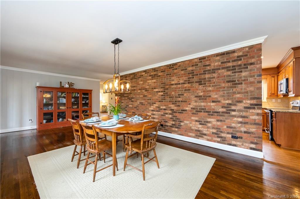 9421 Hood Road Charlotte, NC 28215 - Photo 27 of 44 Gallery Image 27