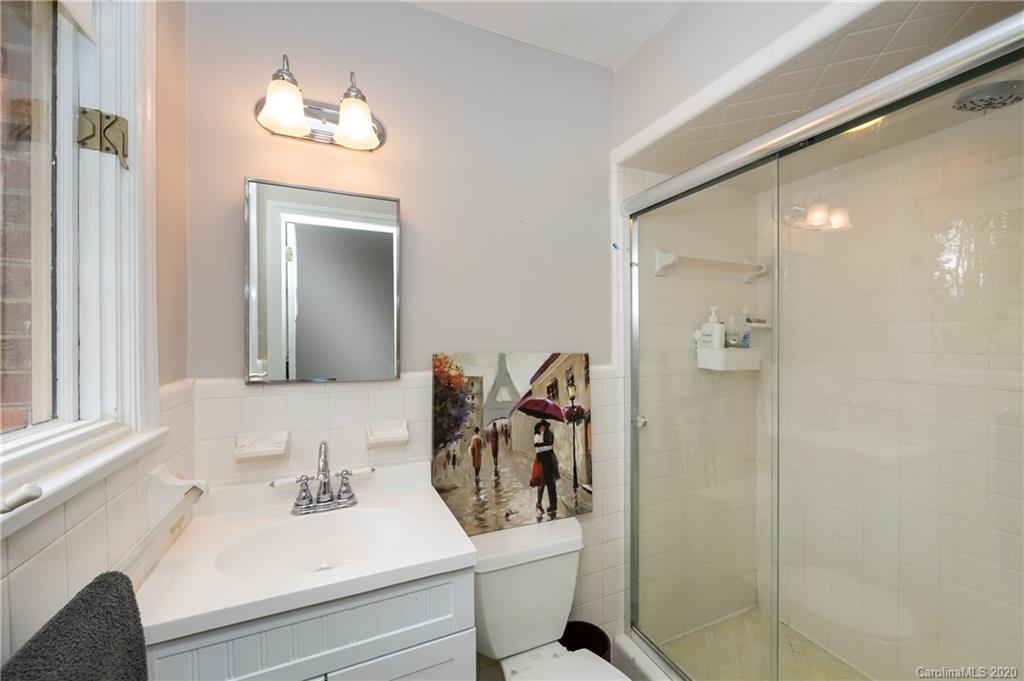 9421 Hood Road Charlotte, NC 28215 - Photo 32 of 44 Gallery Image 32
