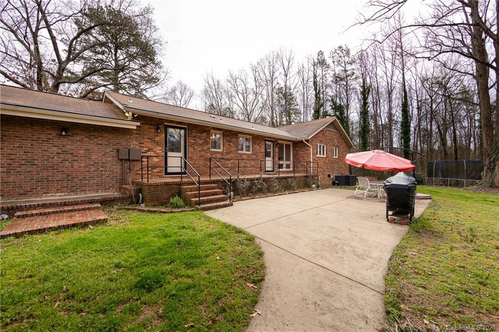 9421 Hood Road Charlotte, NC 28215 - Photo 42 of 44 Gallery Image 42