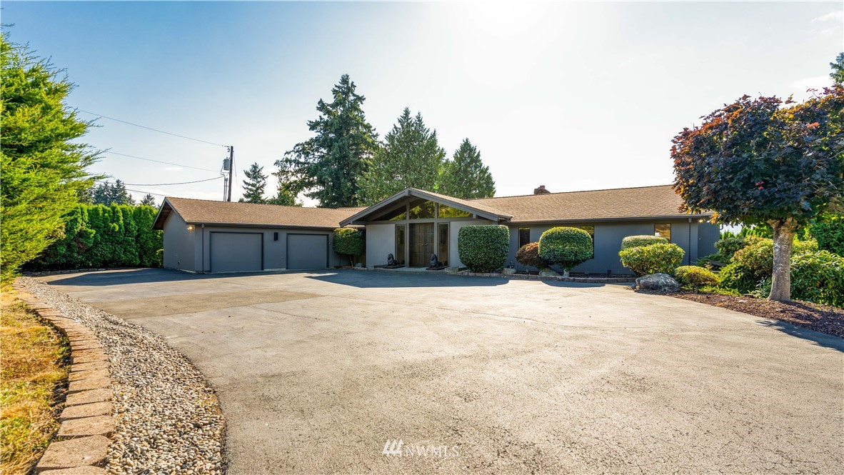 16900 Talbot Road Edmonds, WA 98026 - Photo 3 of 40