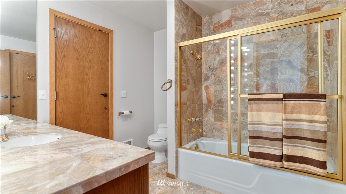 16900 Talbot Road Edmonds, WA 98026 - Photo 31 of 40