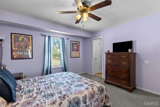 $292,500 | 18 Kenworth Drive, St. Peters, MO 63376