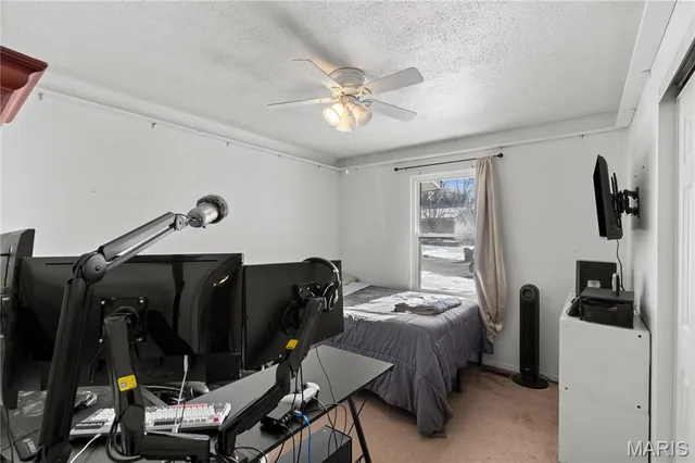 $292,500 | 18 Kenworth Drive, St. Peters, MO 63376