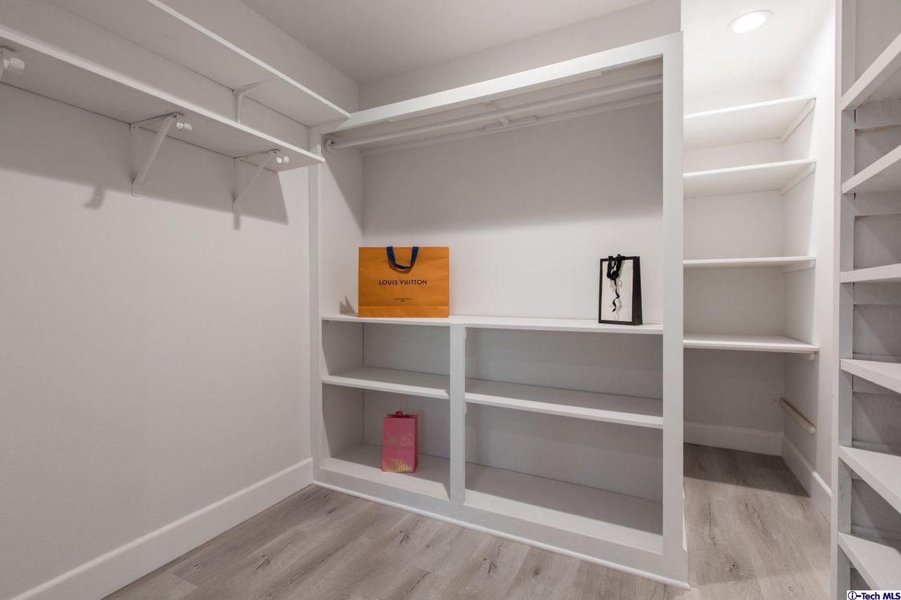 10905 Terecita Road Tujunga, CA 91042 - Photo 22 of 38 Gallery Image 22