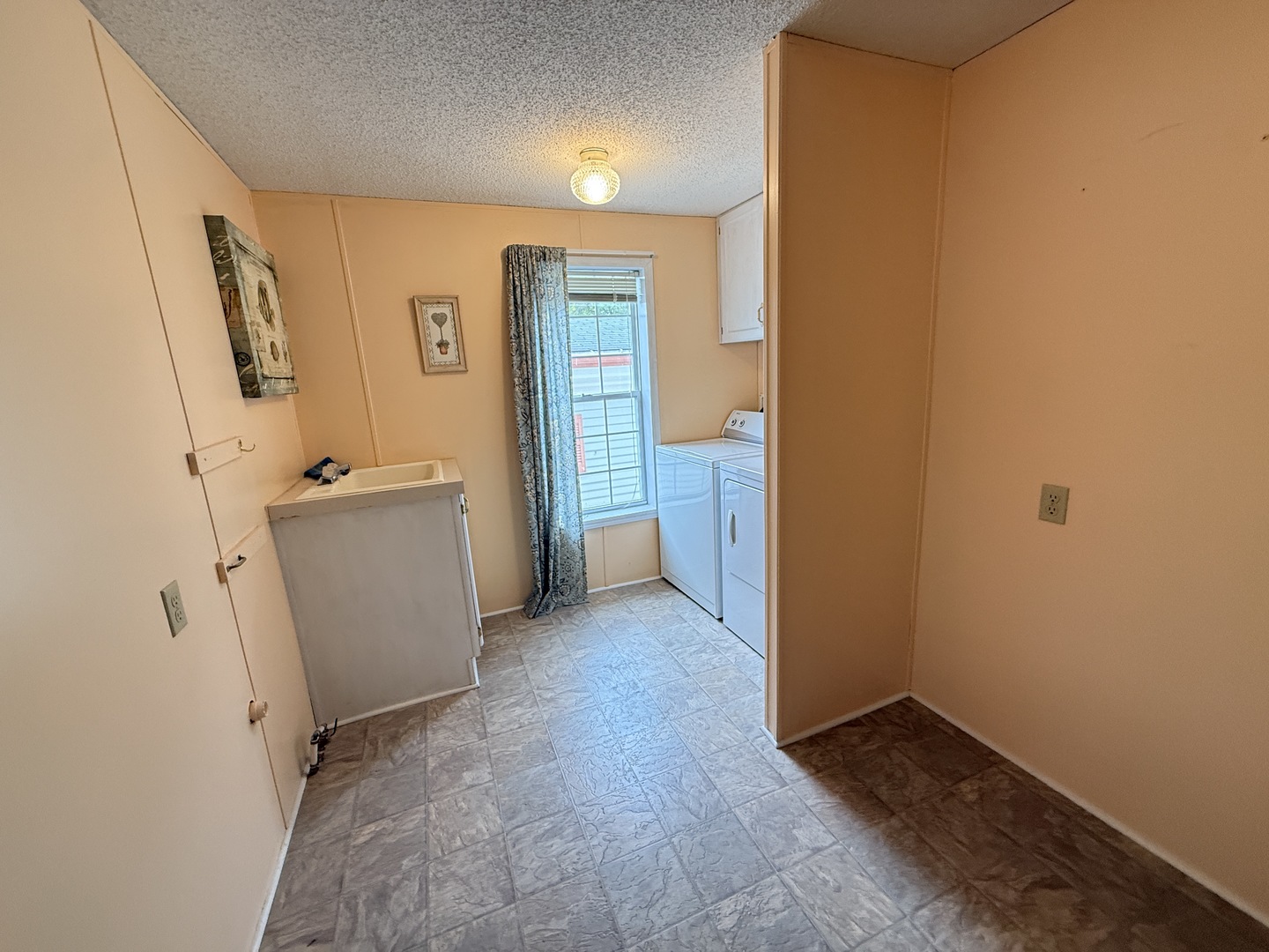 35 Partridge Lane Beecher, IL 60401 - Photo 21 of 34 a view of a storage & utility room with closet