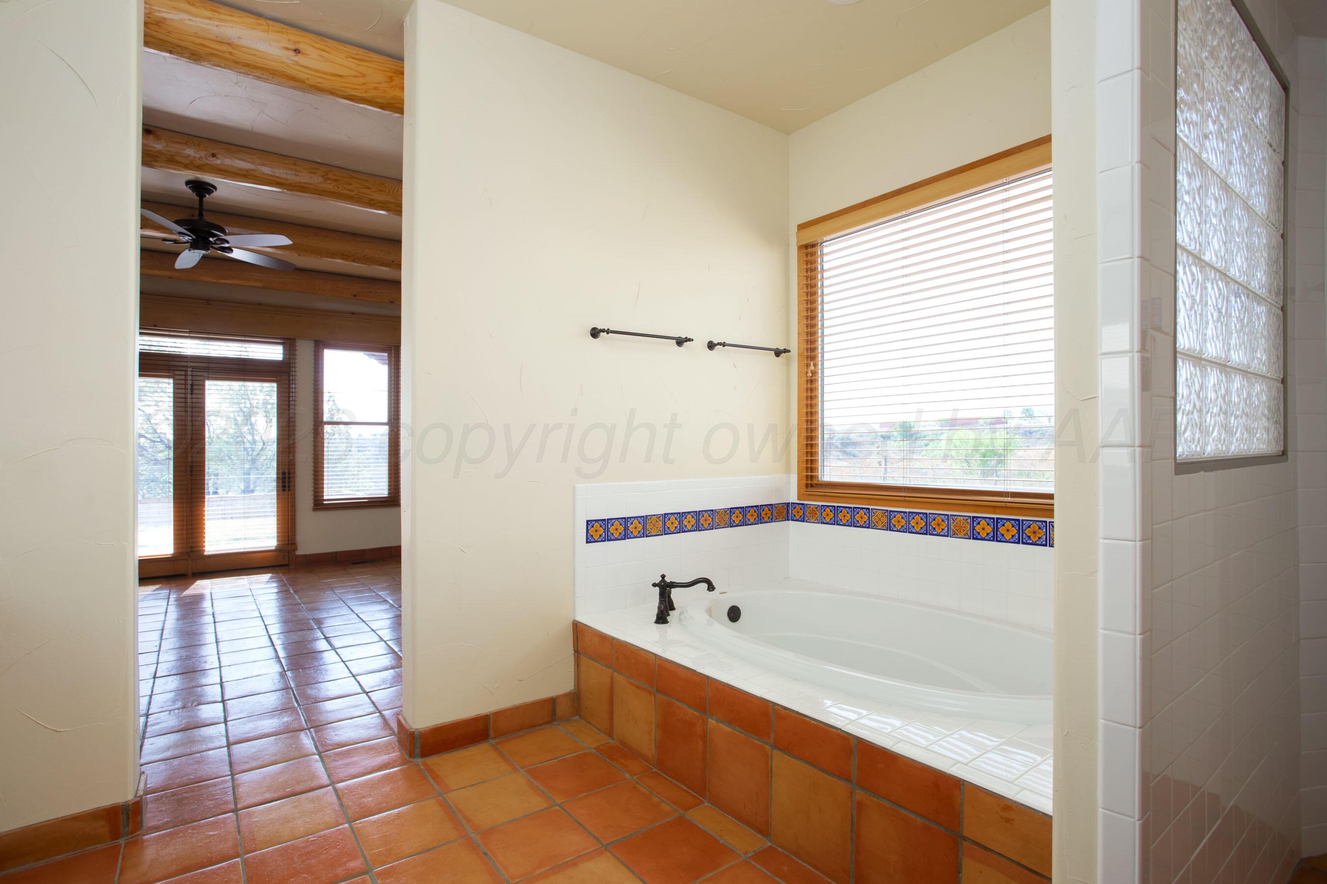 4300 Ranch Road Amarillo, TX 79124 - Photo 26 of 77 4300 Ranch - Primary Bathroom 2