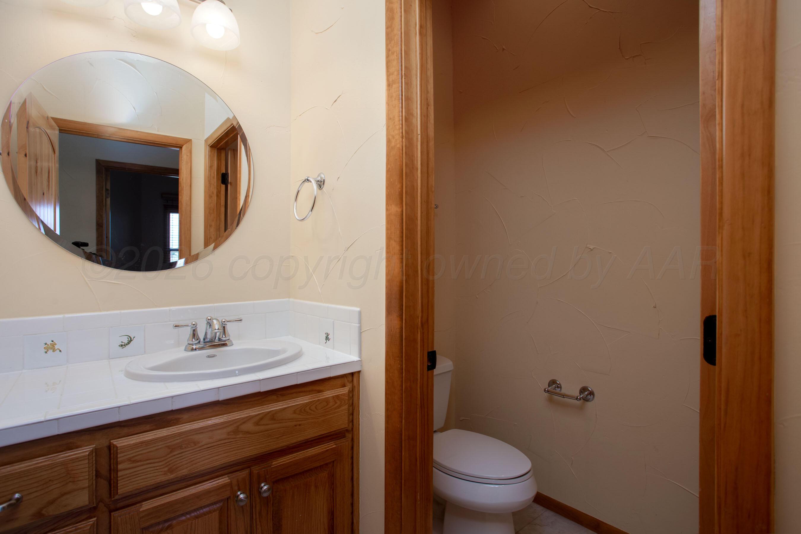 4300 Ranch Road Amarillo, TX 79124 - Photo 37 of 77 4300 Ranch - 3rd Bathroom