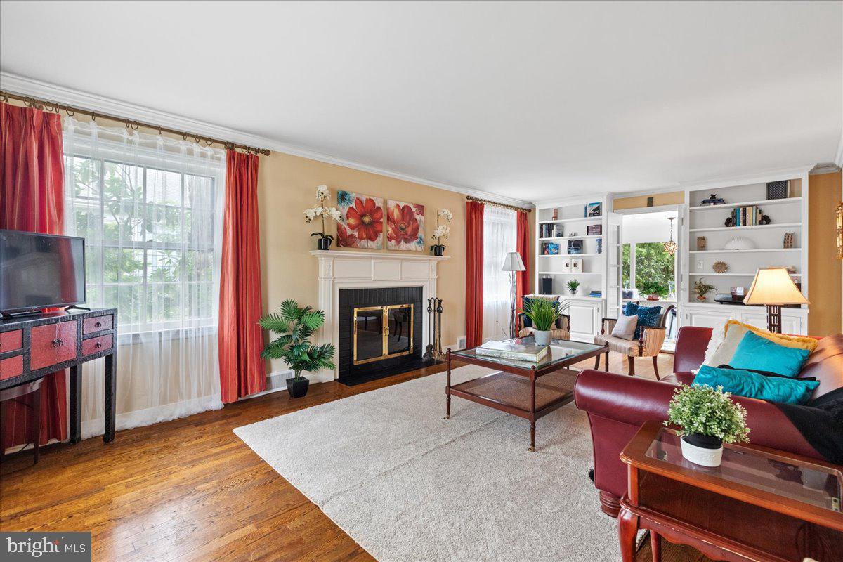 107 Laurel Road Princeton, NJ 08540 - Photo 4 of 26