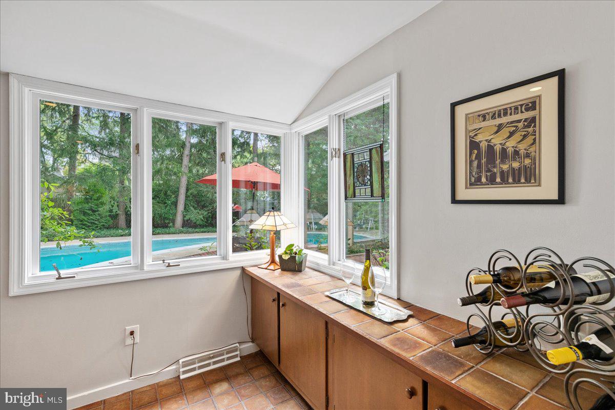 107 Laurel Road Princeton, NJ 08540 - Photo 8 of 26