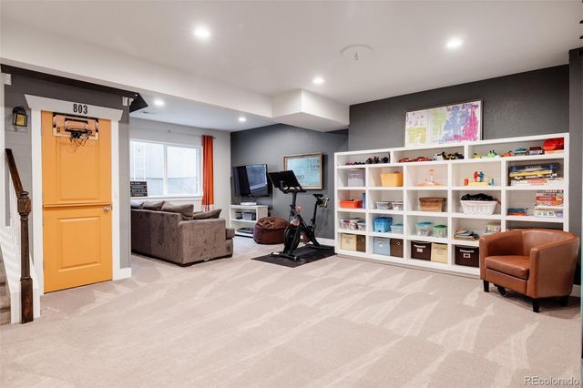 $1,262,500 | 803 Uinta Way, Denver, CO 80230