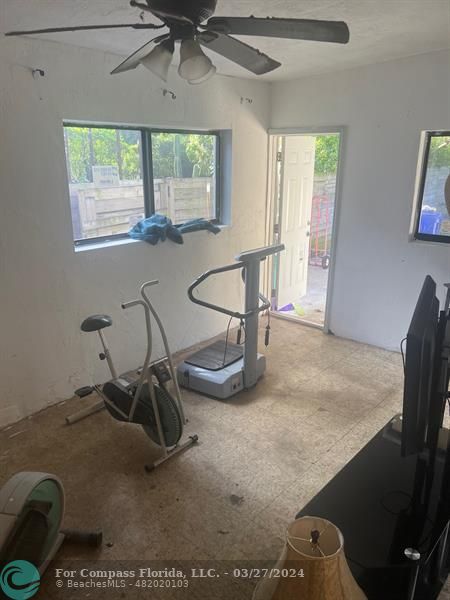 281 Northwest 52nd Street Miami, FL 33127 - Photo 18 of 28 a room with musical instruments