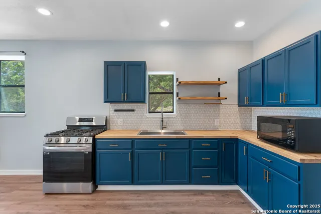 $425,000 | 93 Billings, Boerne, TX 78006