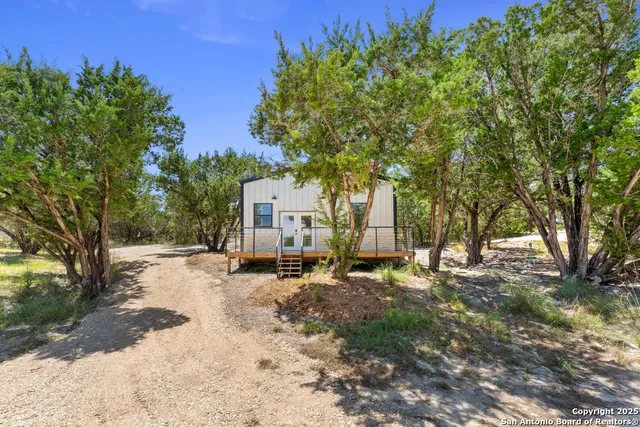 $425,000 | 93 Billings, Boerne, TX 78006