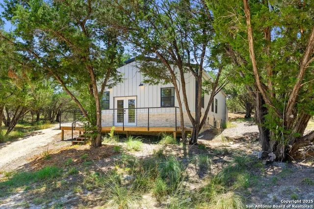 $425,000 | 93 Billings, Boerne, TX 78006