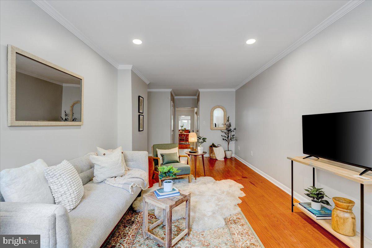 1022 Riverside Avenue Baltimore, MD 21230 - Photo 5 of 36 Gallery Image 5