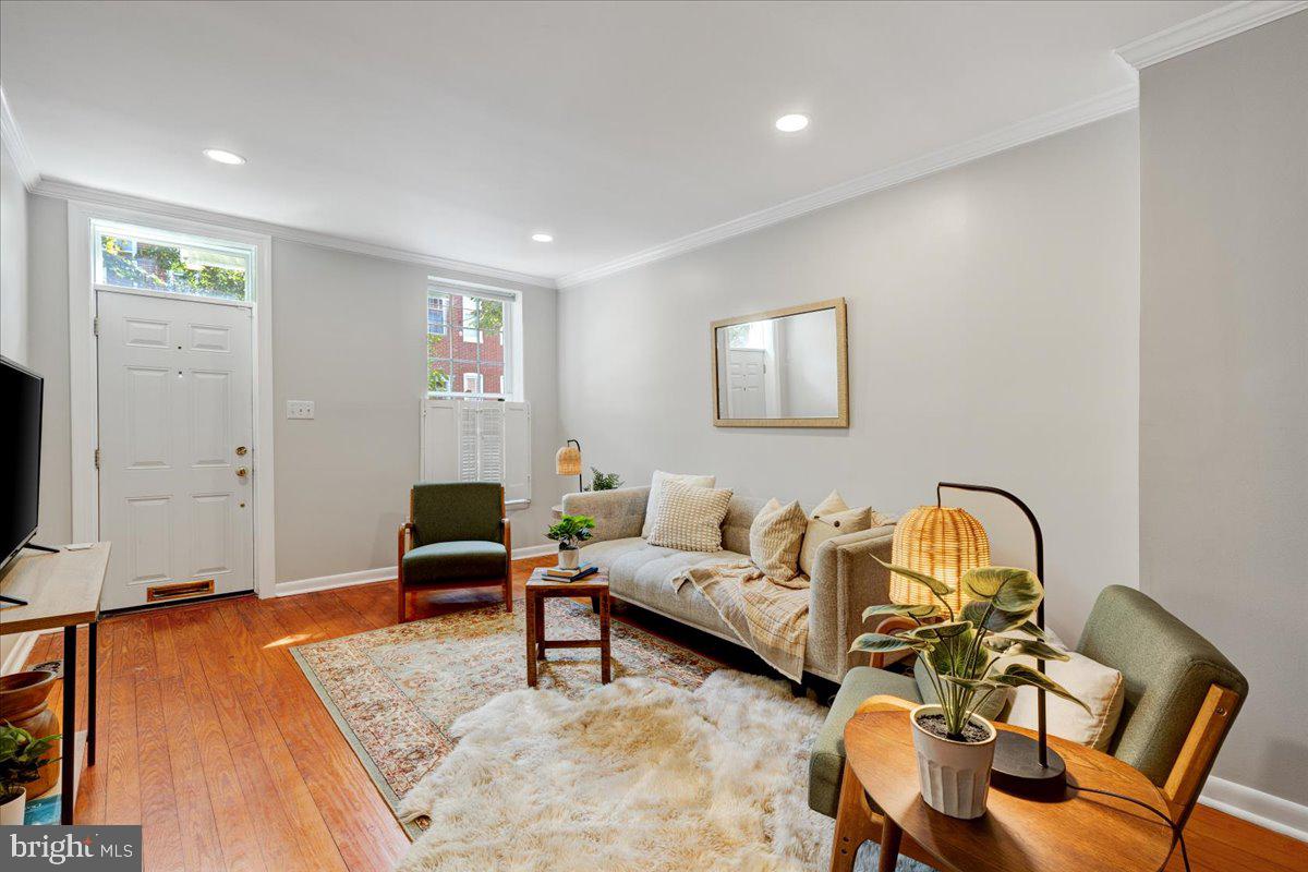 1022 Riverside Avenue Baltimore, MD 21230 - Photo 6 of 36 Gallery Image 6