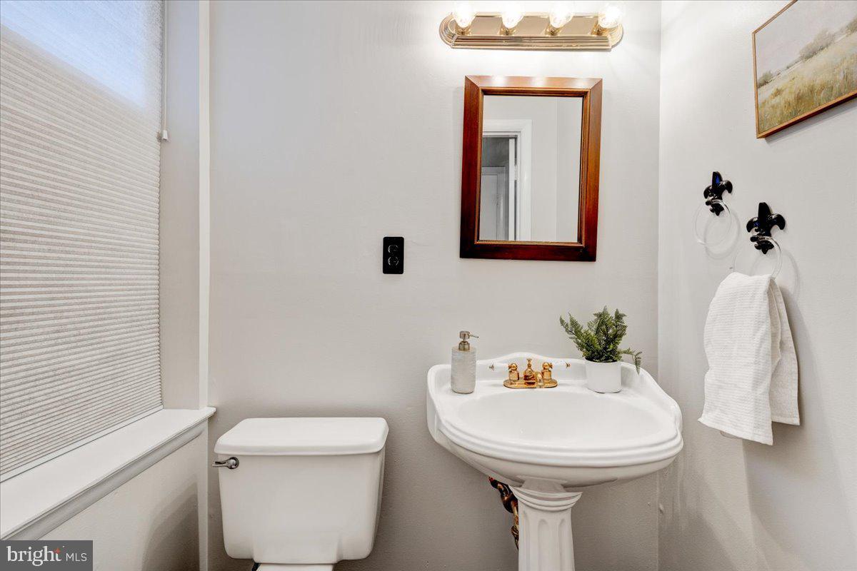 1022 Riverside Avenue Baltimore, MD 21230 - Photo 8 of 36 Gallery Image 8