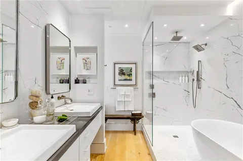 $572,000 | 206 11th Street Northeast, Unit 502, Atlanta, GA 30309