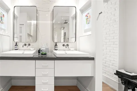$572,000 | 206 11th Street Northeast, Unit 502, Atlanta, GA 30309