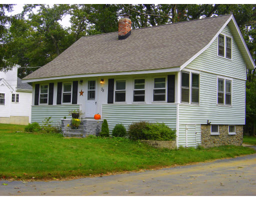 38 Parker Road Holden, MA 01520 - Photo 1 of 11 Gallery Image 1