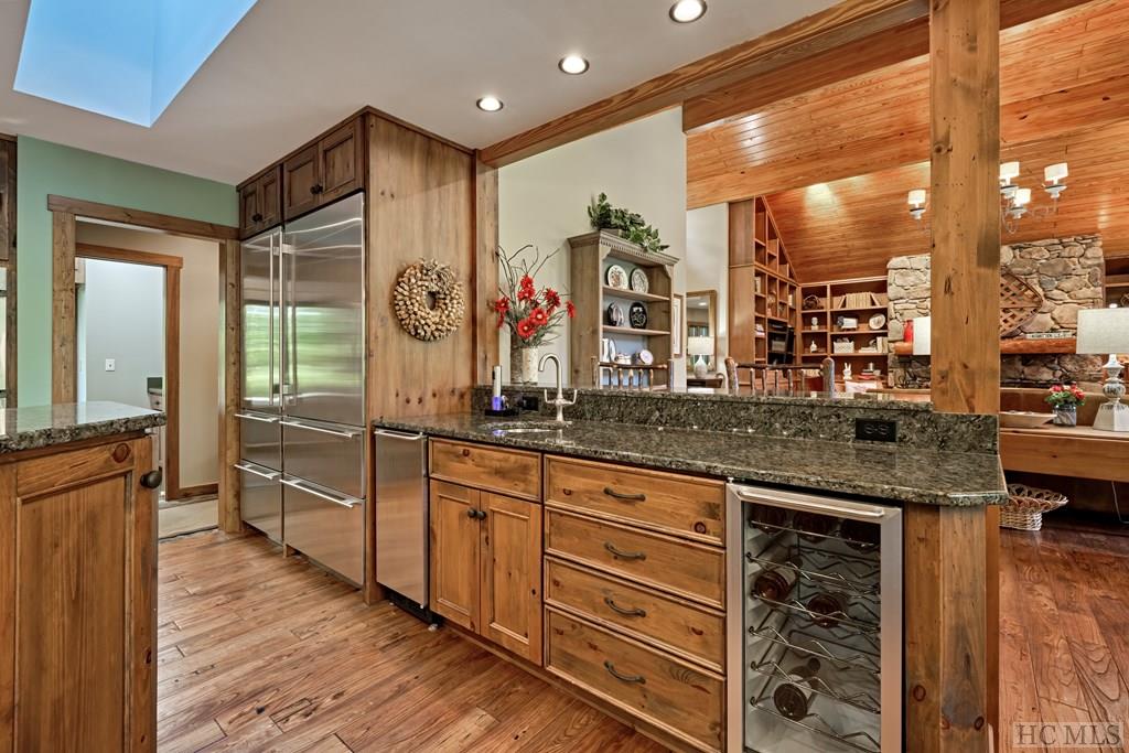 85 Eagle Ridge Drive Highlands, NC 28741 - Photo 12 of 30 Gallery Image 12
