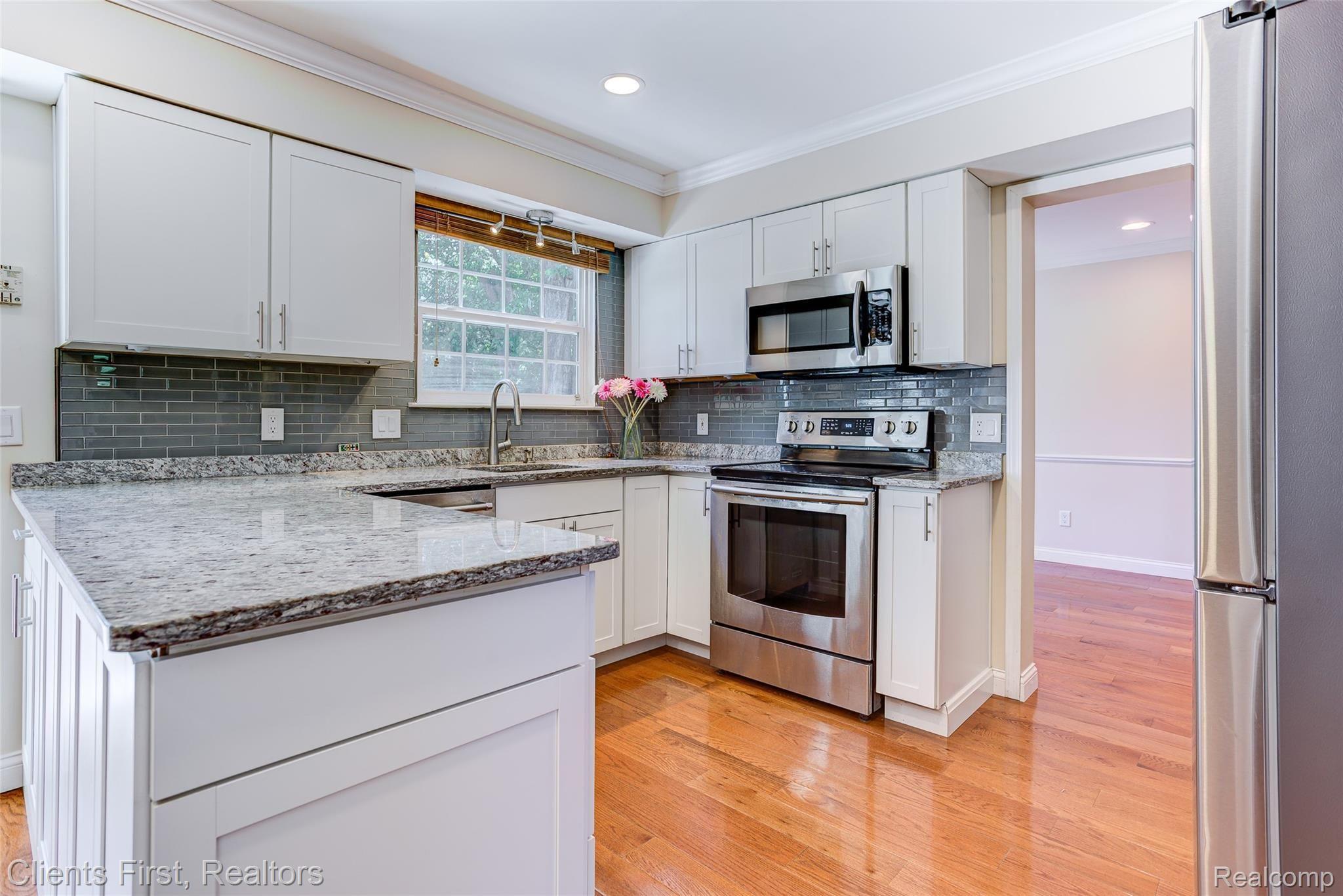 1732 Morton Taylor Road Canton, MI 48187 - Photo 45 of 66 1732 morton taylor interiors (24).jpg