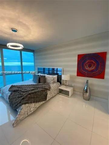 $17,500 | 17121 Collins Avenue, Unit 2908, Sunny Isles Beach, FL 33160