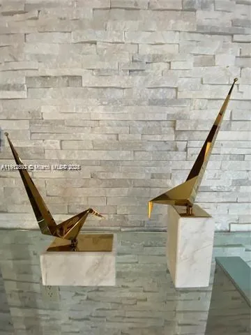 $17,500 | 17121 Collins Avenue, Unit 2908, Sunny Isles Beach, FL 33160