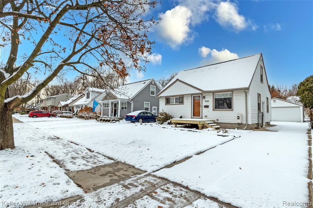 3515 Durham Road Royal Oak, MI 48073 - Photo 3 of 46