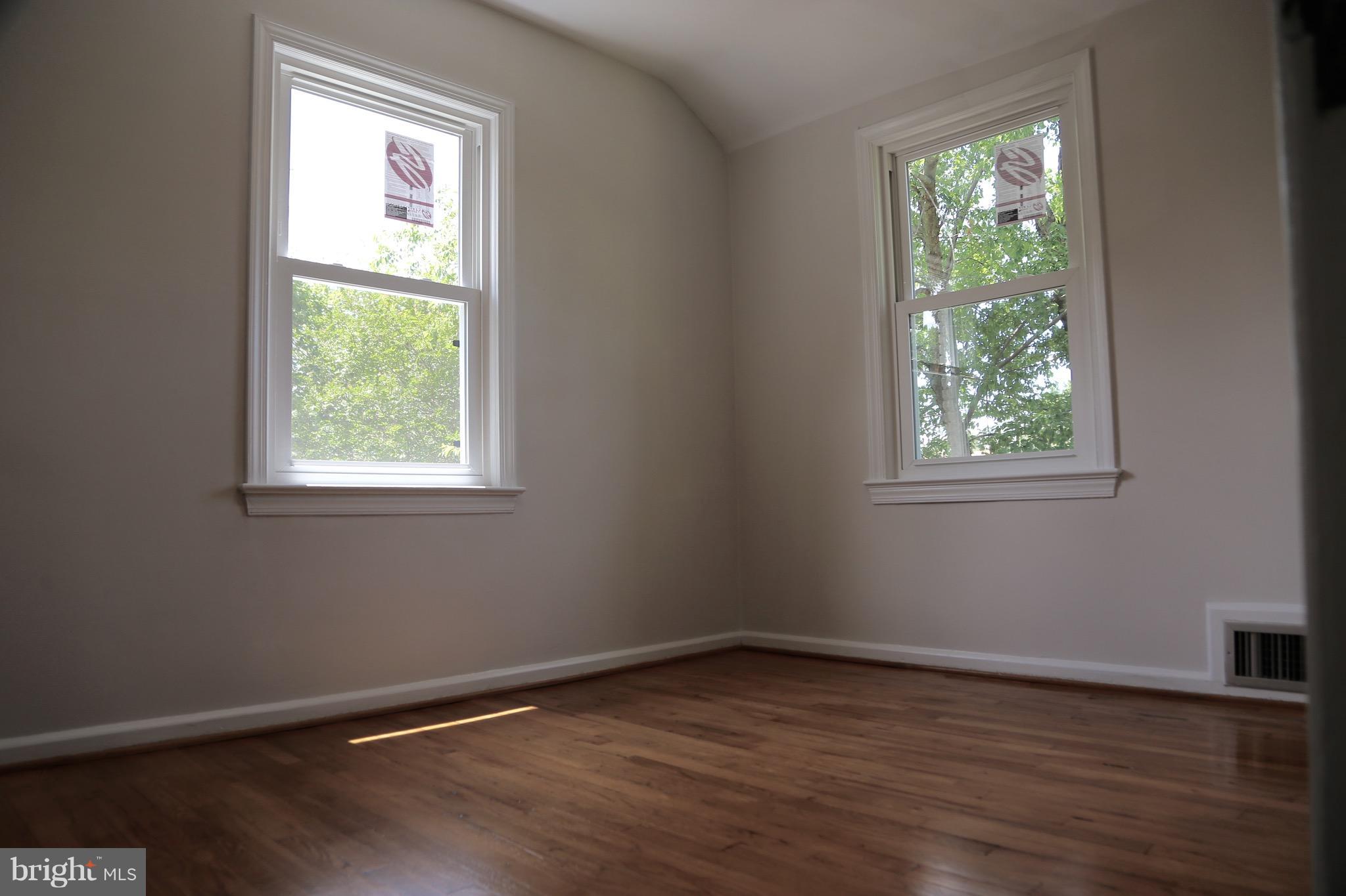 5948 Williamsburg Road Alexandria, VA 22303 - Photo 14 of 24 Bedroom