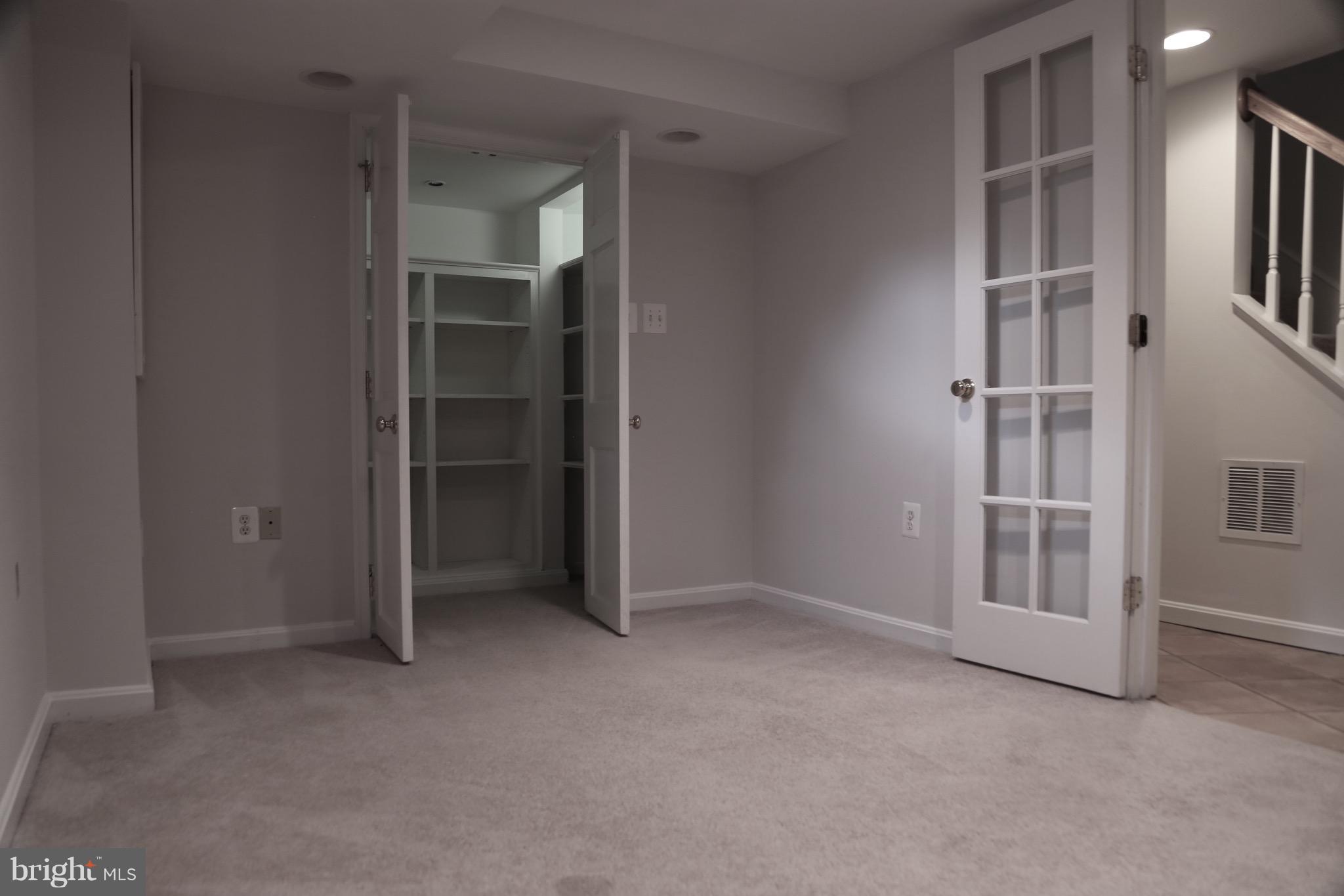 5948 Williamsburg Road Alexandria, VA 22303 - Photo 10 of 24 Basement