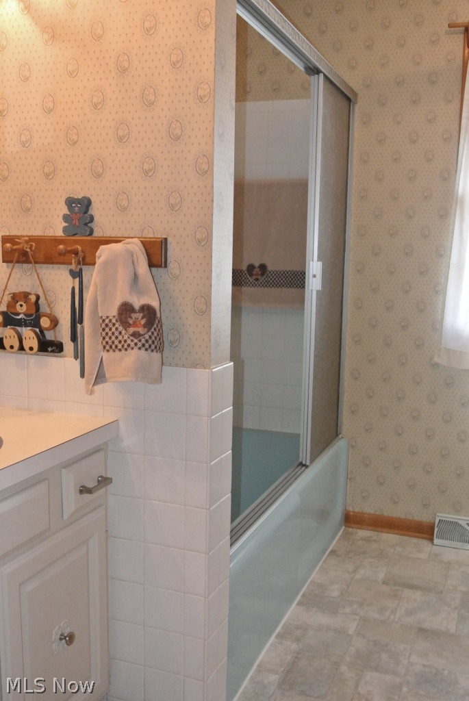 1159 Gulf Road Elyria, OH 44035 - Photo 12 of 25 Gallery Image 12
