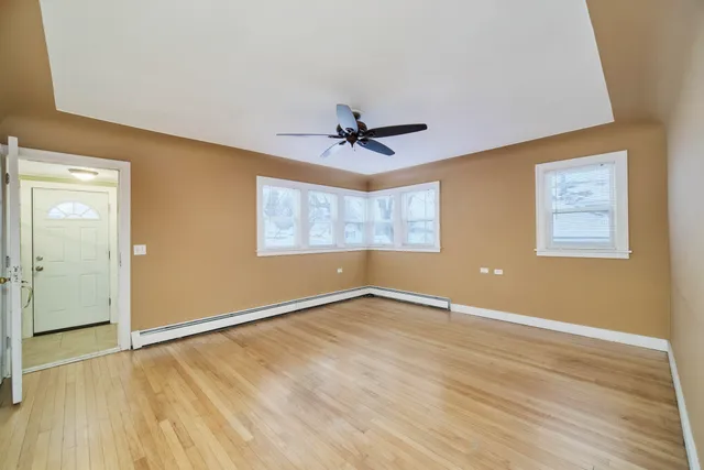 $165,000 | 216 1st Avenue, Manistee, MI 49660