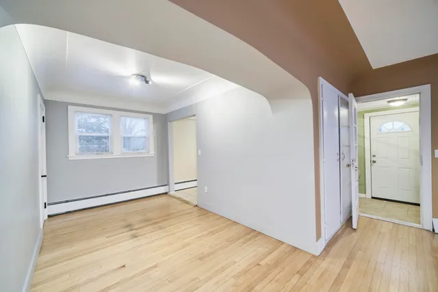 $165,000 | 216 1st Avenue, Manistee, MI 49660