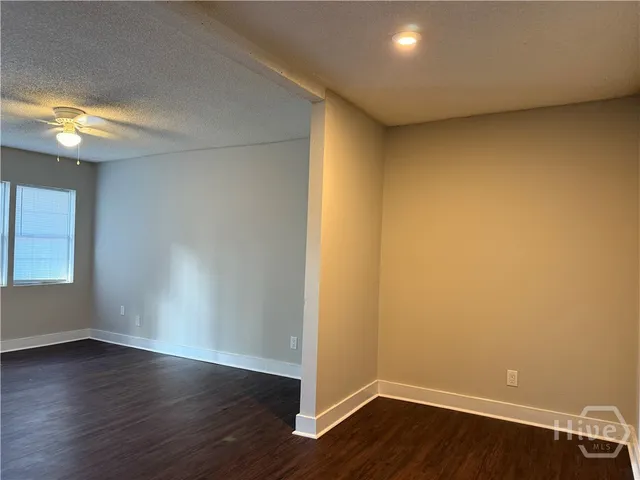 $800 | 207 West Washington Avenue, Unit 3 PARK TERRACE, Hinesville, GA 31313
