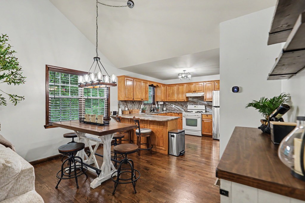 147 Midnight Road Blairsville, GA 30512 - Photo 10 of 60 Gallery Image 10
