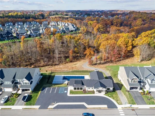 $405,000 | 9007 Hickory Road, Gibsonia, PA 15044